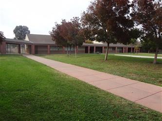 Willow Cove Elementary School, Front of School