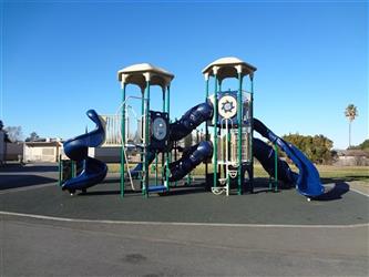 Willow Cove Elementary School, Play Structure