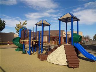 New Kinder Play Structure 10.21.16 -2