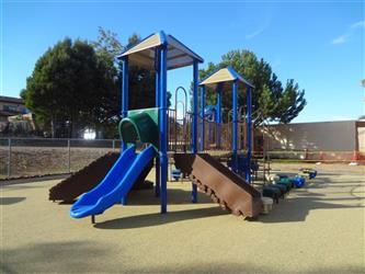 New Kinder Play Structure 10.21.16 -3